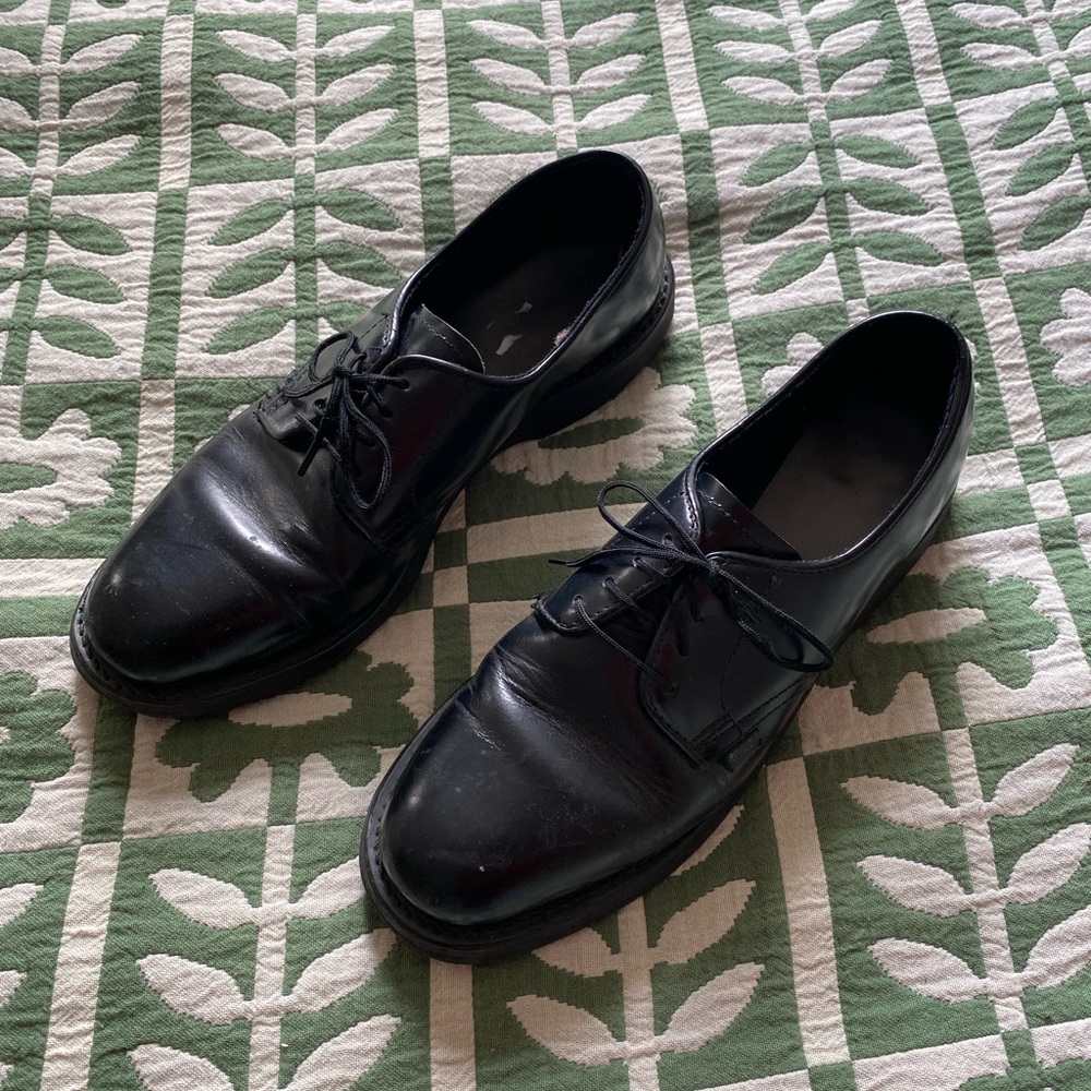 Vintage black loafer